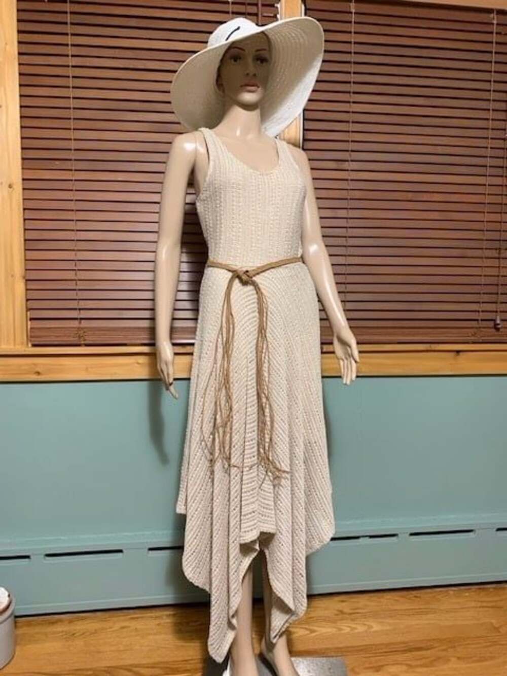 New Summer macrame dress size S